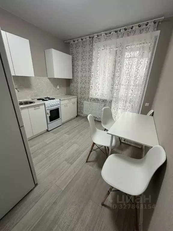 1-к кв. Татарстан, Набережные Челны ул. Шамиля Усманова, 18А (31.2 м) - Фото 2