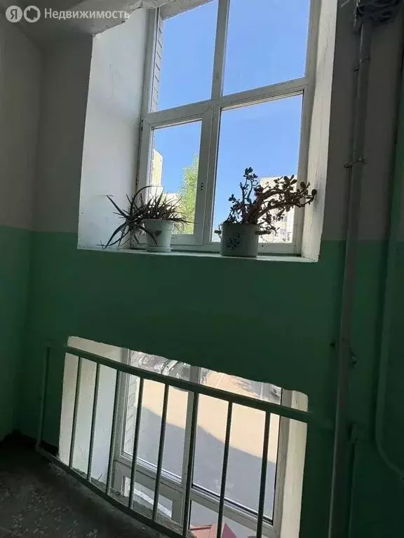 2-комнатная квартира: Тюмень, улица Луначарского, 9 (44 м) - Фото 1