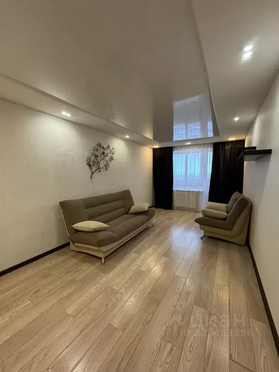 3-к кв. Белгородская область, Губкин Севастопольская ул., 57А (92.0 м) - Фото 1