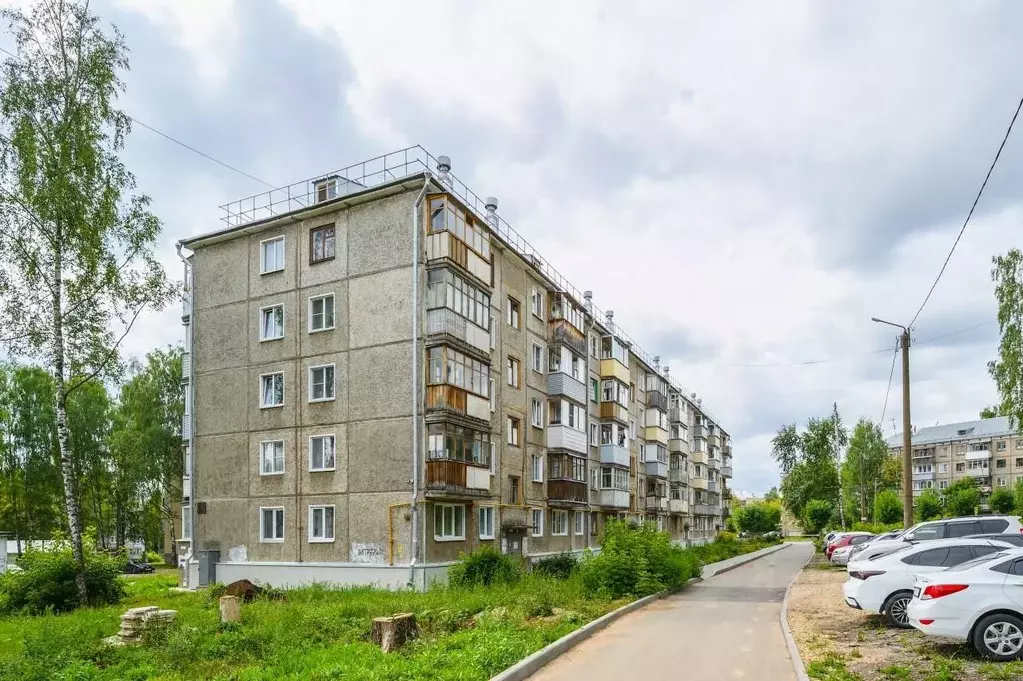 3-к кв. Кировская область, Киров ул. Чапаева, 32 (58.5 м) - Фото 0