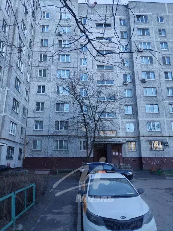 Продается 3-комнатная квартира - Фото 1