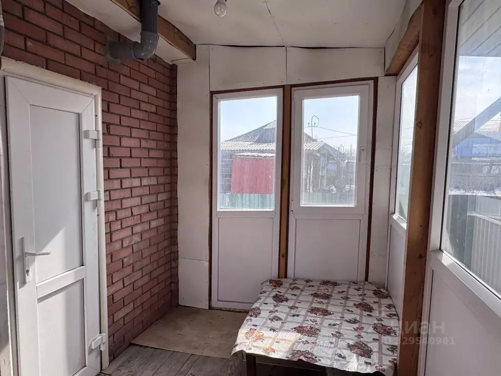 Дом в Омская область, Омск Инженерная ул., 14 (100 м) - Фото 2
