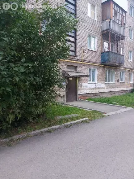 2-комнатная квартира: Красноуральск, улица Чернышевского, 3 (42.4 м) - Фото 0