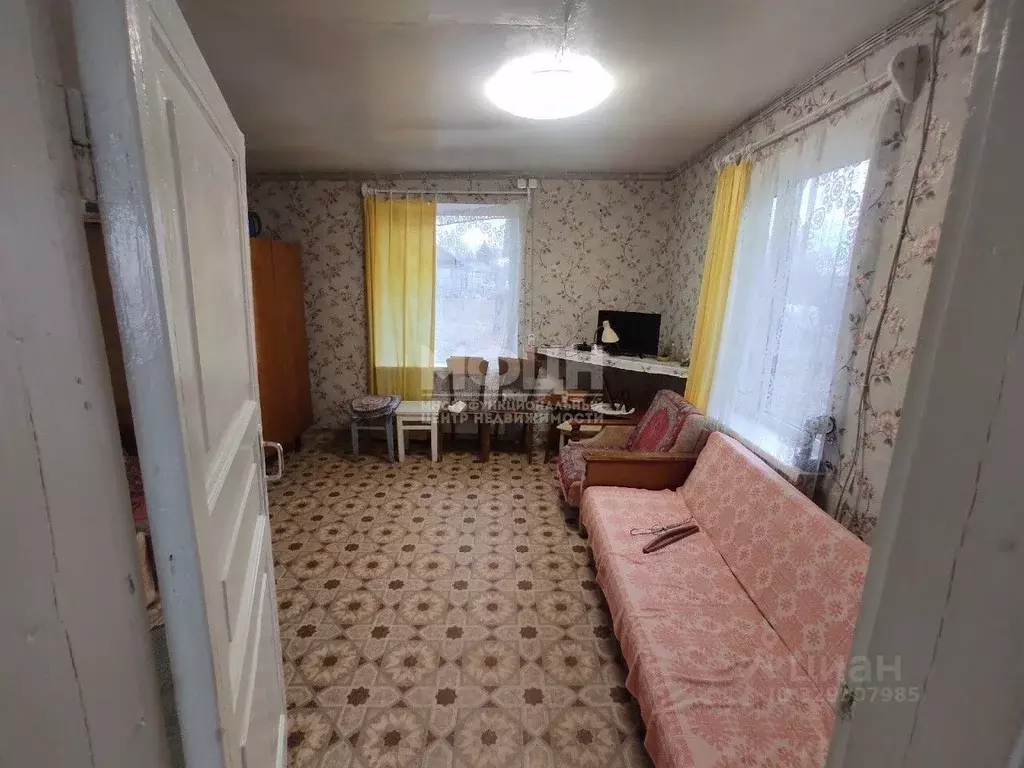 Дом в Карелия, Олонецкий национальный муниципальный район, д. ... - Фото 1