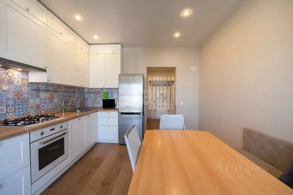 2-к кв. Калининградская область, Калининград Сельма мкр, ул. Петра ... - Фото 0