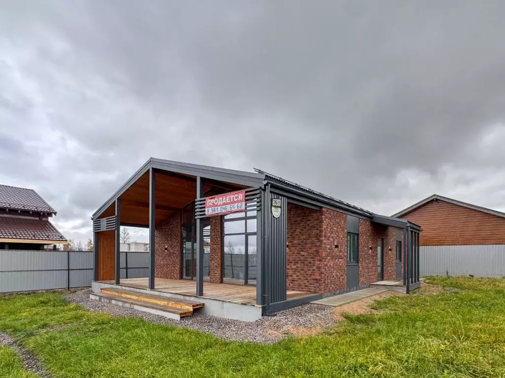 Дом в Ленинградская область, Тосненский район, Красный Бор пгт, Массив ... - Фото 1