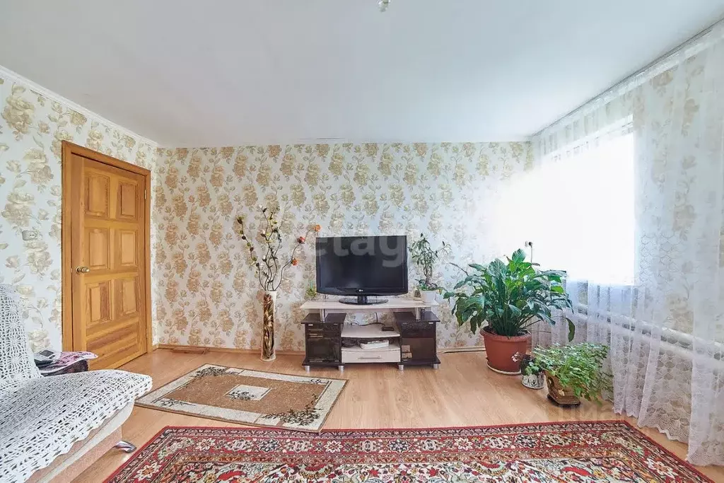 Дом в Башкортостан, Ишимбайский район, Ишеевский сельсовет, д. Восток ... - Фото 2