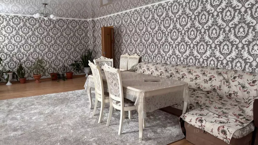 Дом в Калининградская область, Гвардейский муниципальный округ, пос. ... - Фото 1