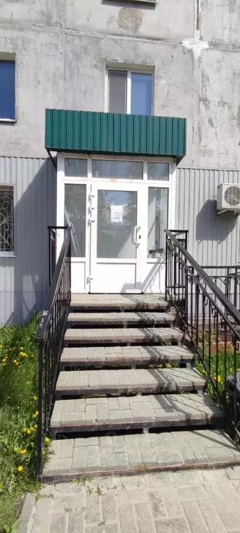 Офис в Ханты-Мансийский АО, Пыть-Ях 5-й Солнечный мкр, 8 (102 м) - Фото 1