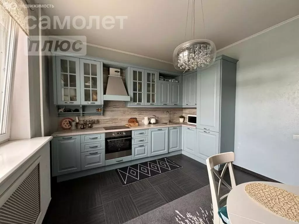 2-комнатная квартира: Оренбург, улица Маршала Жукова, 3 (85.3 м) - Фото 1