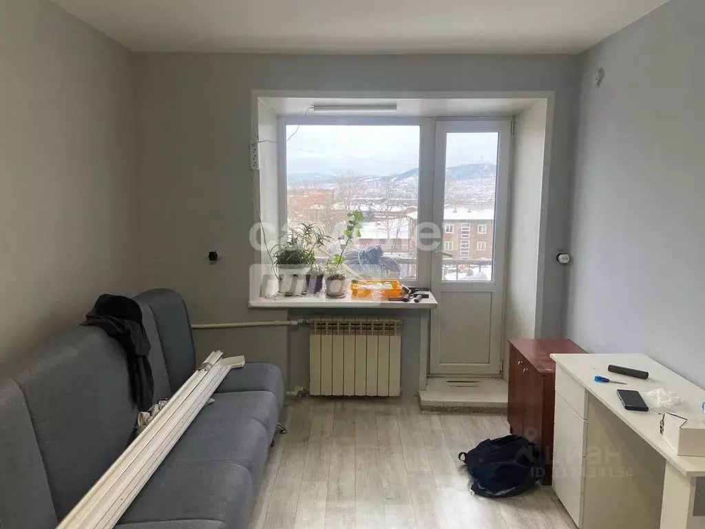 1-к кв. Бурятия, Улан-Удэ просп. 50-летия Октября, 30 (36.0 м) - Фото 0
