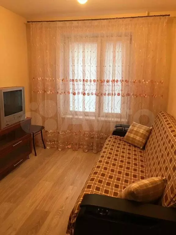 Комната 10 м в 3-к., 4/9 эт. - Фото 1