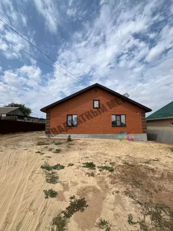 Дом в Калмыкия, Элиста проезд 32-й (139 м) - Фото 1