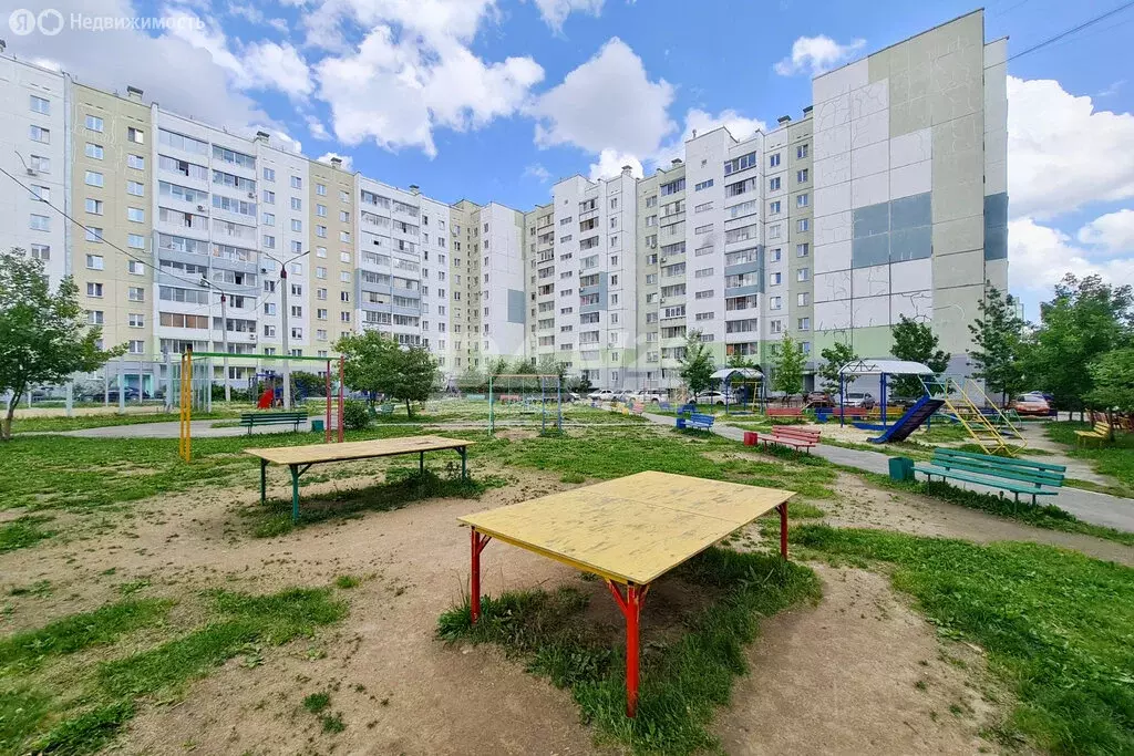 2-комнатная квартира: Челябинск, улица Лобырина, 13 (65.8 м) - Фото 1
