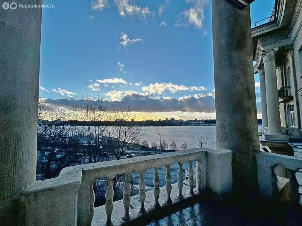 3-комнатная квартира: Санкт-Петербург, Малоохтинский проспект, 94 ... - Фото 2