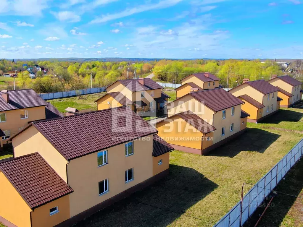 Таунхаус в Калужская область, Бабынинский район, Воротынск городское ... - Фото 2
