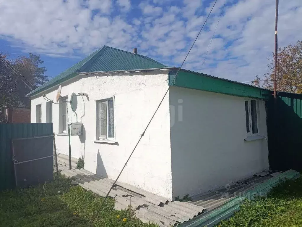 Дом в Белгородская область, Вейделевский район, с. Долгое ул. ... - Фото 1