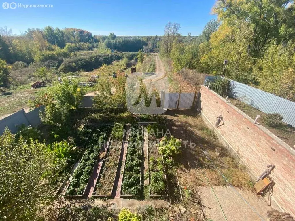 Дом в Сакмарский район, Беловский сельсовет, село Гребени (211 м) - Фото 0