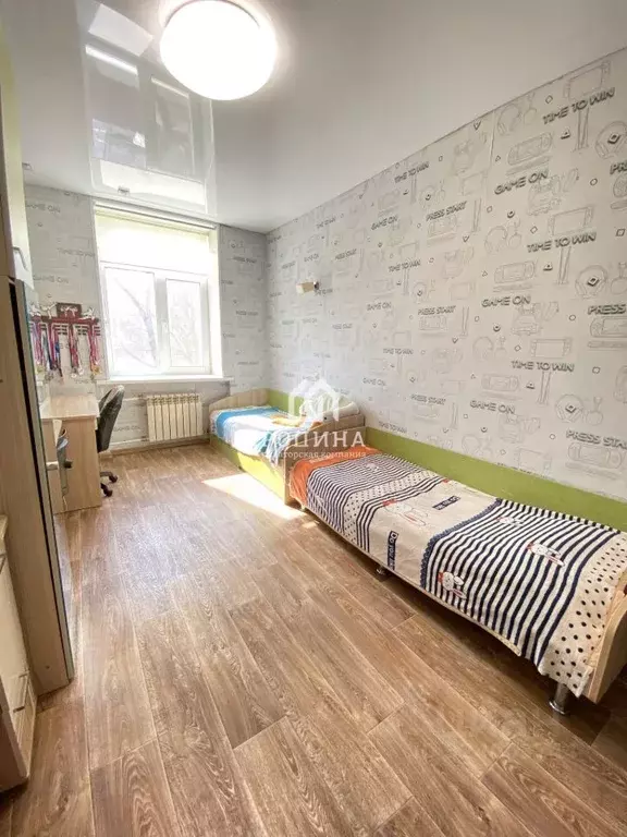 2-к кв. Хабаровский край, Комсомольск-на-Амуре ул. Орджоникидзе, 11 ... - Фото 1