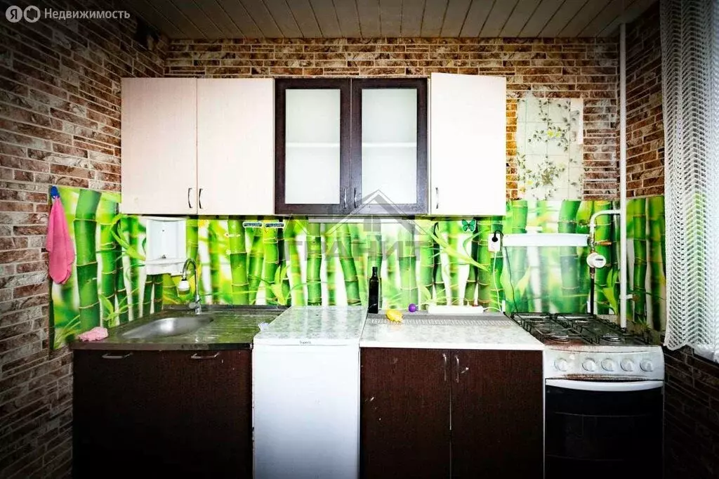 2-комнатная квартира: посёлок Большая Вишера, Первомайская улица, 9 ... - Фото 2