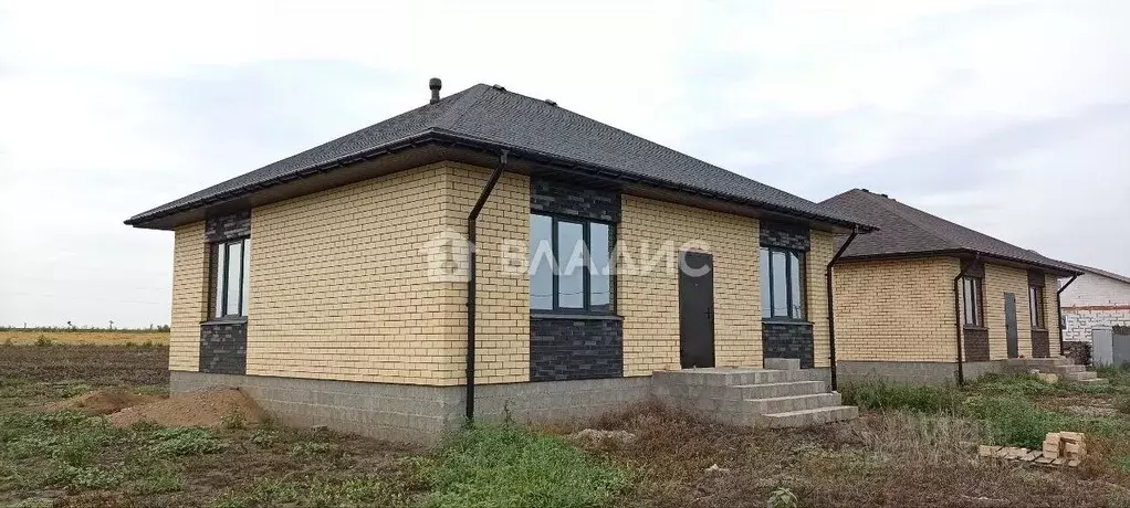 Дом в Белгородская область, Белгородский район, с. Стрелецкое ул. ... - Фото 1