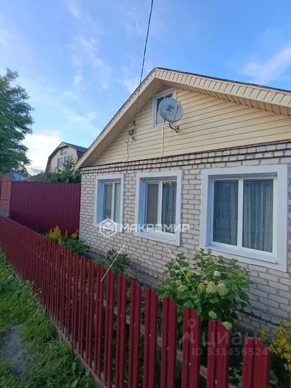 Дом в Брянская область, Почеп 1-й Стародубский пер., 14 (96 м) - Фото 1