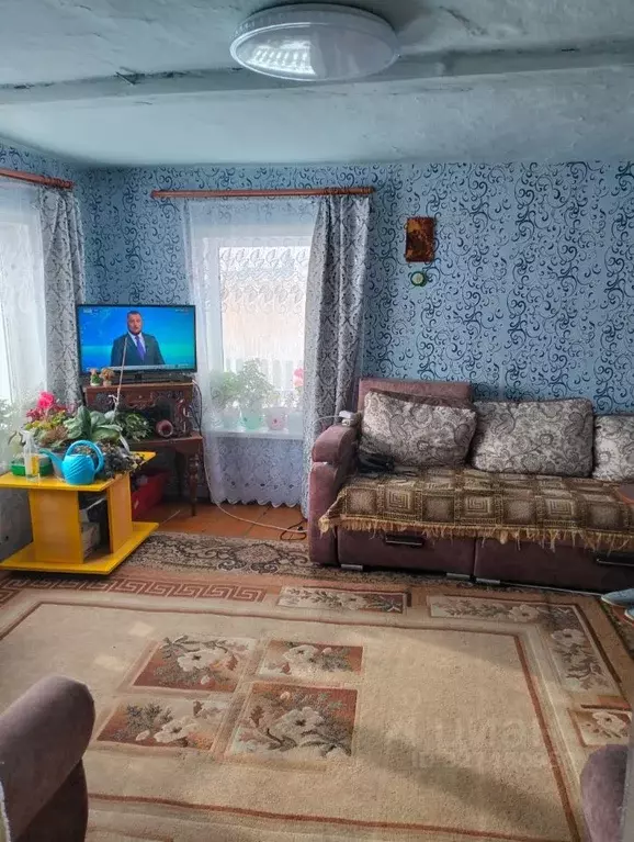 Дом в Кемеровская область, Ленинск-Кузнецкий муниципальный округ, с. ... - Фото 2