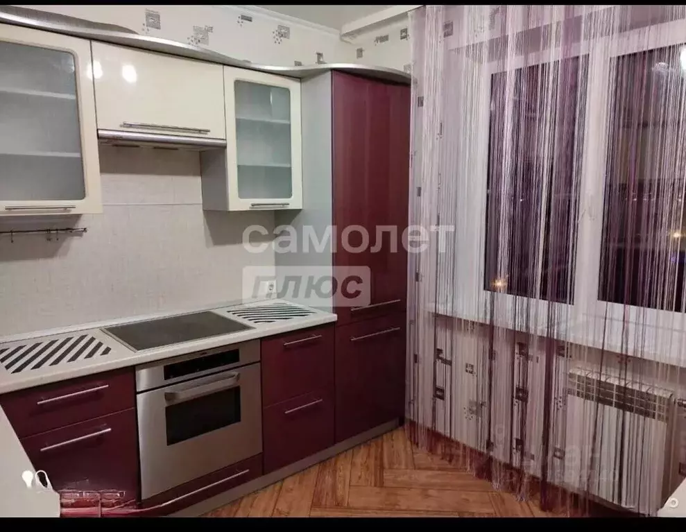 2-к кв. Тюменская область, Тюмень ул. 50 лет Октября, 84 (50.0 м) - Фото 1