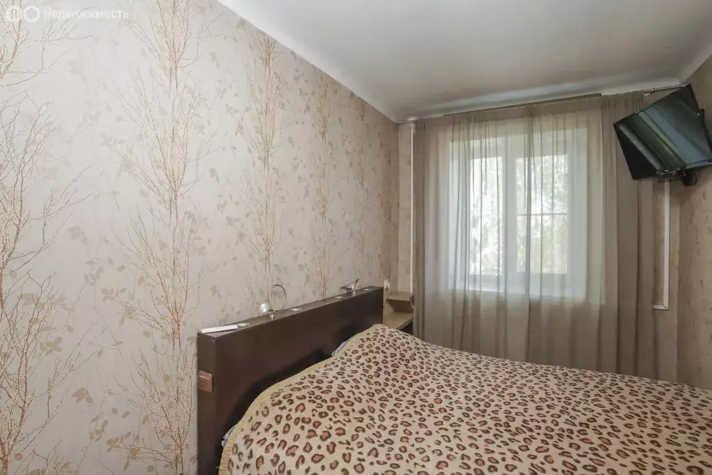 3-комнатная квартира: Иркутск, улица Баррикад, 54Д (57 м) - Фото 0