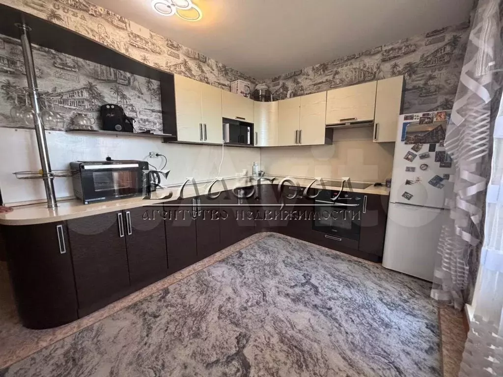 2-к. квартира, 65 м, 8/10 эт. - Фото 1