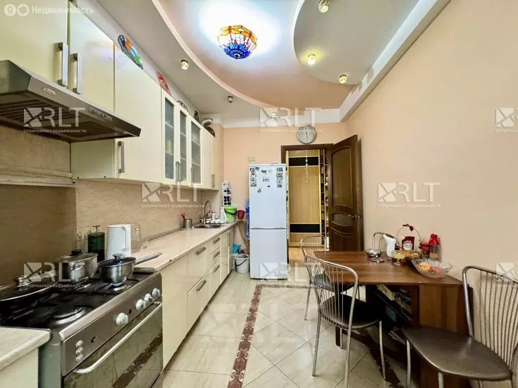 2-комнатная квартира: Махачкала, улица Юсупа Акаева, 27А (75 м) - Фото 1
