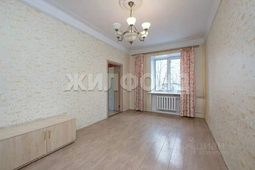 3-к кв. Новосибирская область, Новосибирск ул. Богдана Хмельницкого, ... - Фото 1