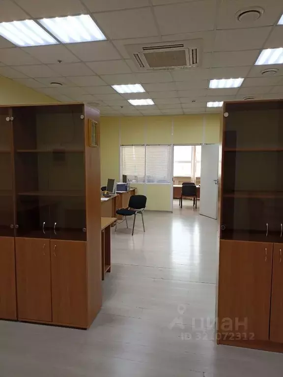 Офис в Свердловская область, Екатеринбург ул. Крестинского, 44 (72 м) - Фото 1