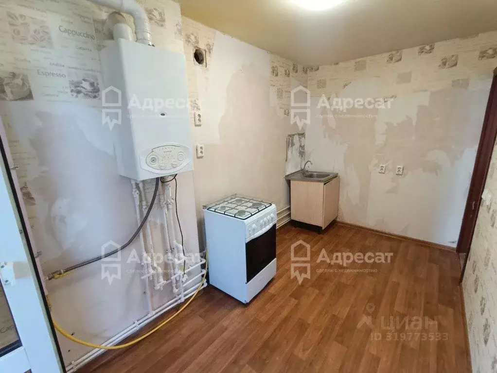 1-к кв. Волгоградская область, Волгоград ул. Добрушина, 14 (25.0 м) - Фото 0