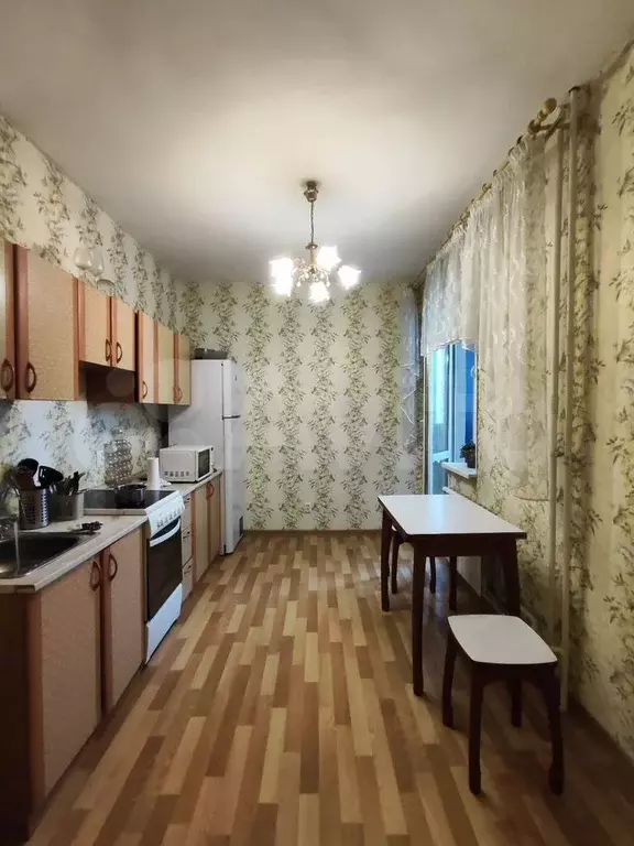 1-к. квартира, 40 м, 7/14 эт. - Фото 0