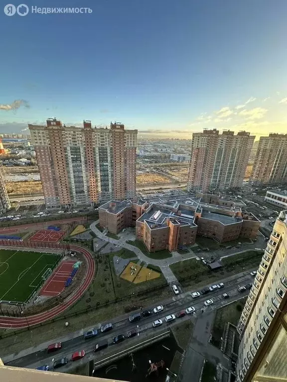 3-комнатная квартира: посёлок Парголово, улица Фёдора Абрамова, 21к3 ... - Фото 1