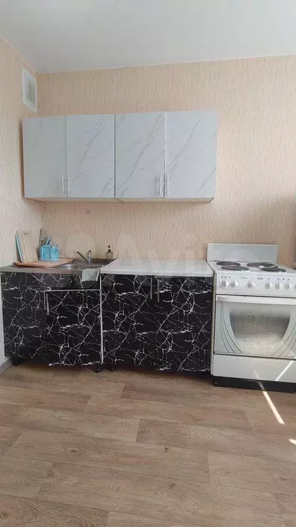 1-к. квартира, 32 м, 9/10 эт. - Фото 0