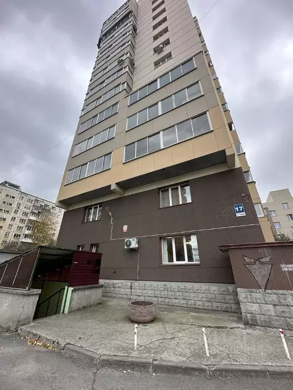 Гараж в Новосибирская область, Новосибирск ул. Галущака, 17 (18 м) - Фото 1