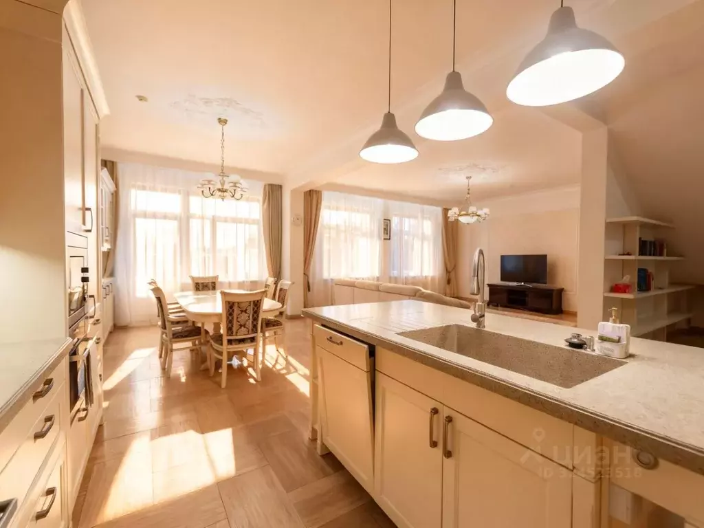 Дом в Ленинградская область, Выборгский район, Первомайское с/пос, ... - Фото 1