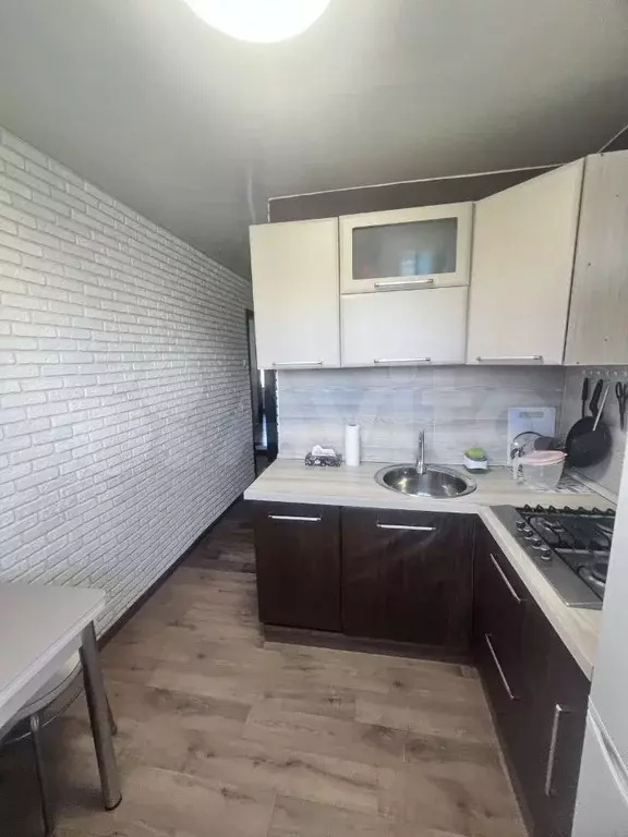 2-к. квартира, 42 м, 5/5 эт. - Фото 0