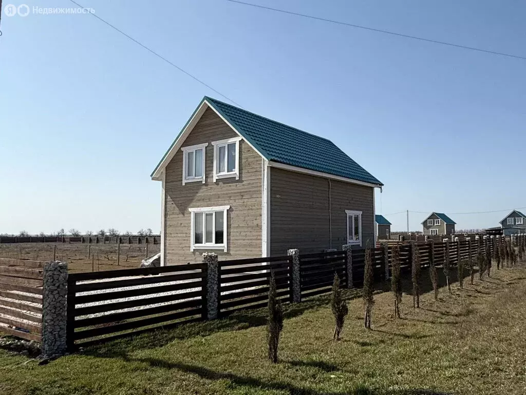 Дом в Раздольненский район, Чернышевское сельское поселение, село ... - Фото 2