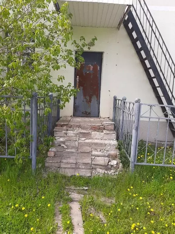 Помещение свободного назначения в Башкортостан, с. Ермекеево ул. ... - Фото 0