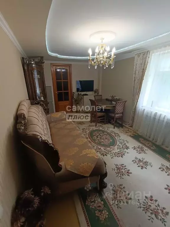 2-к кв. Кабардино-Балкария, Нальчик ул. Кирова, 1А (65.0 м) - Фото 1