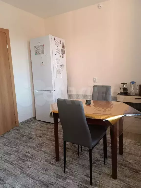 2-к. квартира, 56 м, 3/3 эт. - Фото 1