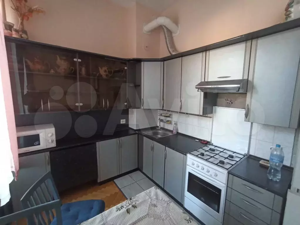 2-к. квартира, 55 м, 2/5 эт. - Фото 1