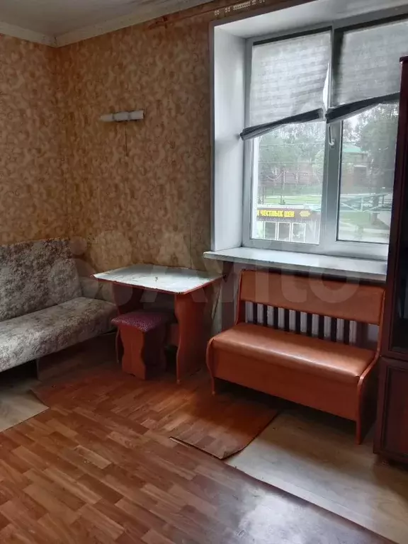 Комната 19 м в 3-к., 2/4 эт. - Фото 0
