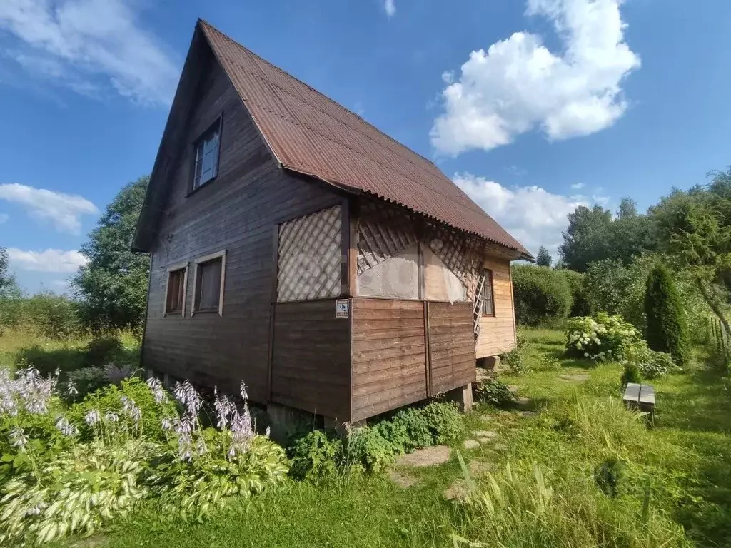 Дом в Псковская область, Печорский муниципальный округ, д. Малая ... - Фото 1