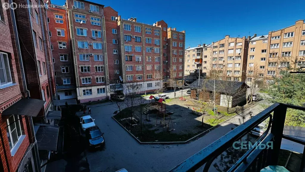 2-комнатная квартира: Владикавказ, улица Алихана Гагкаева, 5к7 (67.3 ... - Фото 1