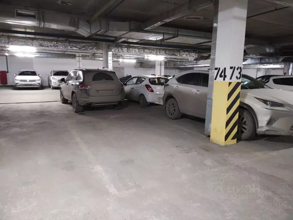 Гараж в Свердловская область, Екатеринбург ул. Соболева, 19 (15 м) - Фото 1