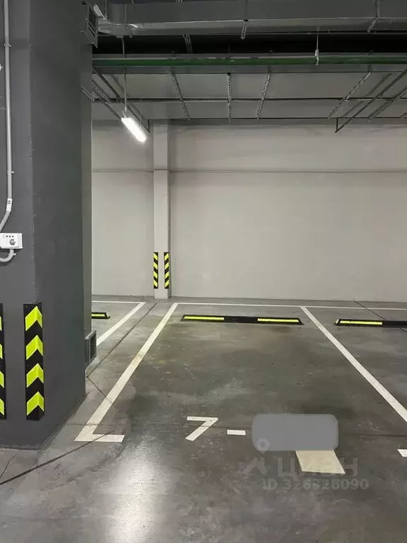 Гараж в Москва 2-я Черногрязская ул., 6к3 (14 м) - Фото 1